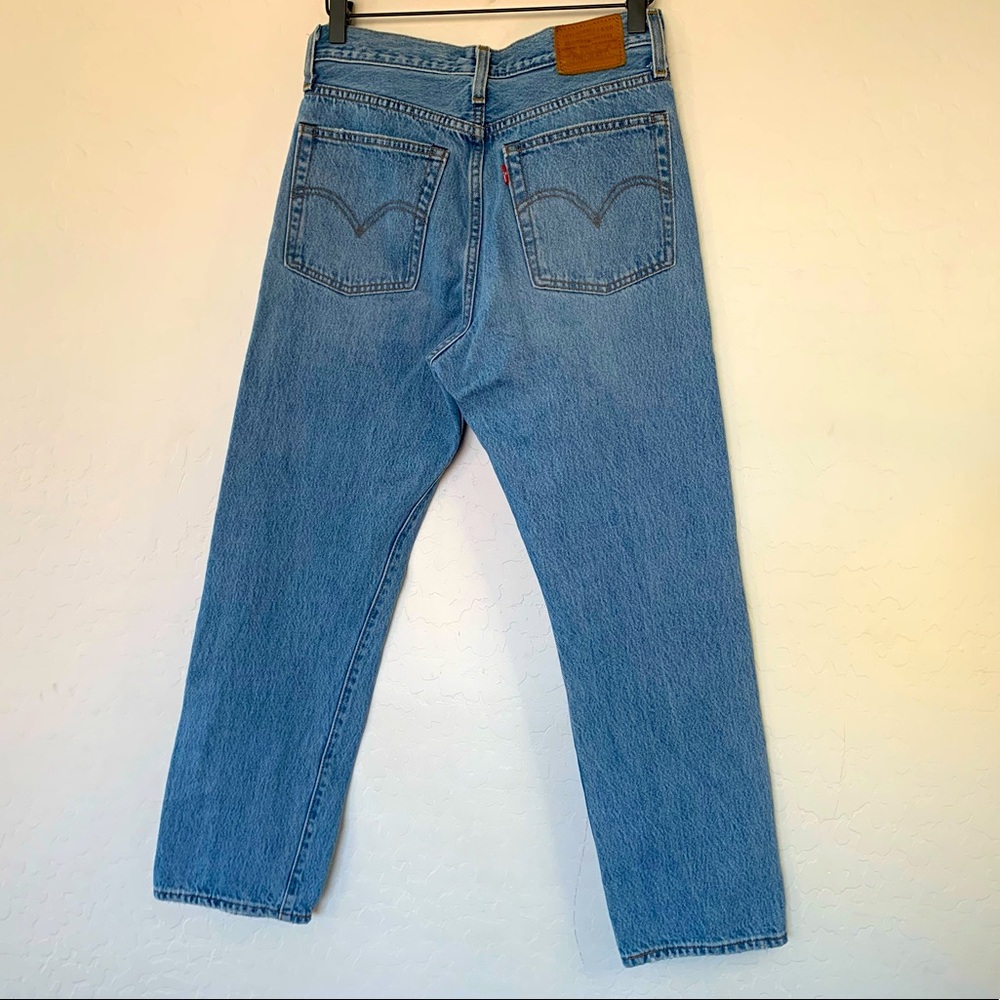 Levi’s Wedgie Straight leg. Size: 26. Excellent condition. You will ♥️ these!! - Picture 10 of 12